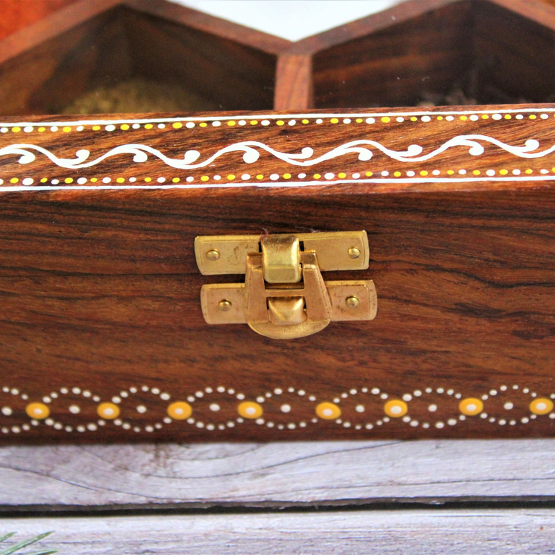 sheeshamwoodsquarehexagon7partitionsspiceboxwithfreespoon5_d3c43886-4f10-4e6c-ab12-3b6f3b380cf3-4x